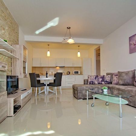 Apartment Dobrota Kotor Exteriör bild