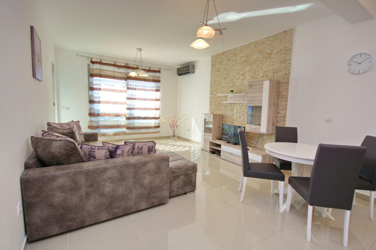 Apartment Dobrota Kotor Exteriör bild