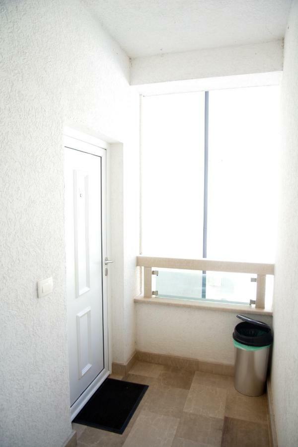 Apartment Dobrota Kotor Exteriör bild